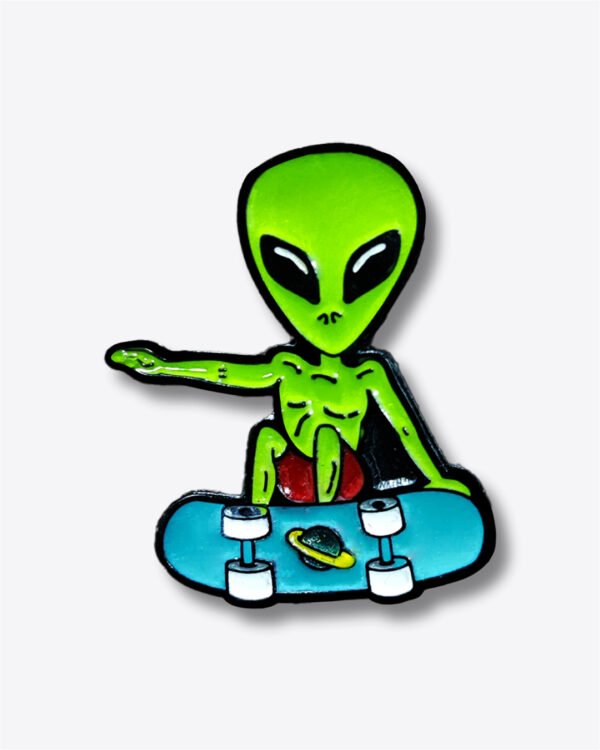 Pin Alien En Patineta